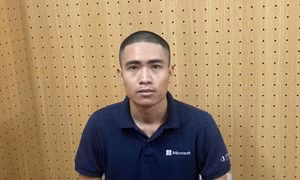 Giả danh đại lý pháo hoa quốc phòng để lừa đảo hàng tỷ đồng