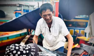 Ngư dân Hà Tĩnh trúng đậm hải sản trước giờ bão số 5 đổ bộ