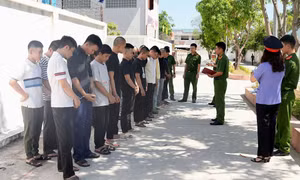 Bắt 24 đối tượng trong đường dây lừa đảo từ Campuchia
