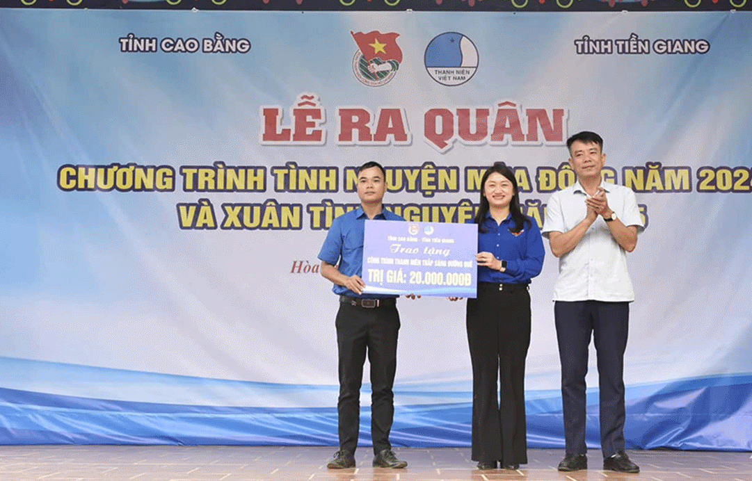 Trao biển xây dựng công trình thắp sáng đường quê và các công trình, phần việc an sinh xã hội ở huyện Hòa An, tỉnh Cao Bằng. Trao biển xây dựng công trình thắp sáng đường quê và các công trình, phần việc an sinh xã hội ở huyện Hòa An, tỉnh Cao Bằng.