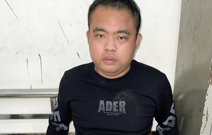 Đối tượng Tôn Mậu Lâm tại cơ quan công an. Đối tượng Tôn Mậu Lâm tại cơ quan công an.