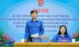 Thanh niên tình nguyện đẩy mạnh 'Mặt trận số' và hỗ trợ đổi thẻ đảng viên