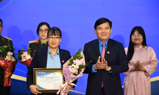 Từ những câu chuyện lay động đến hành trình vì sức khỏe người lao động