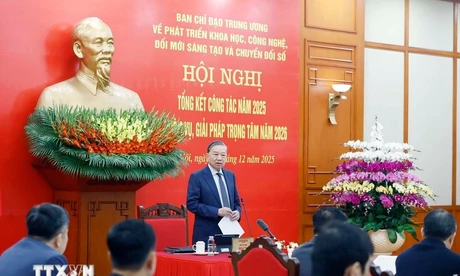 Xử lý cán bộ yêu cầu người dân nộp thêm giấy tờ khi thông tin đã có trên cơ sở dữ liệu