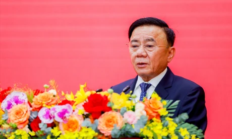 Cán bộ Mặt trận và đoàn thể phải 'là những tấm gương sáng để dân mến, dân thương, dân tôn trọng'