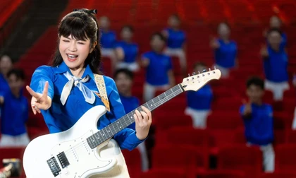 Nhạc sĩ Nguyễn Văn Chung và Duyên Quỳnh ra mắt ca khúc chào mừng sinh nhật Đoàn