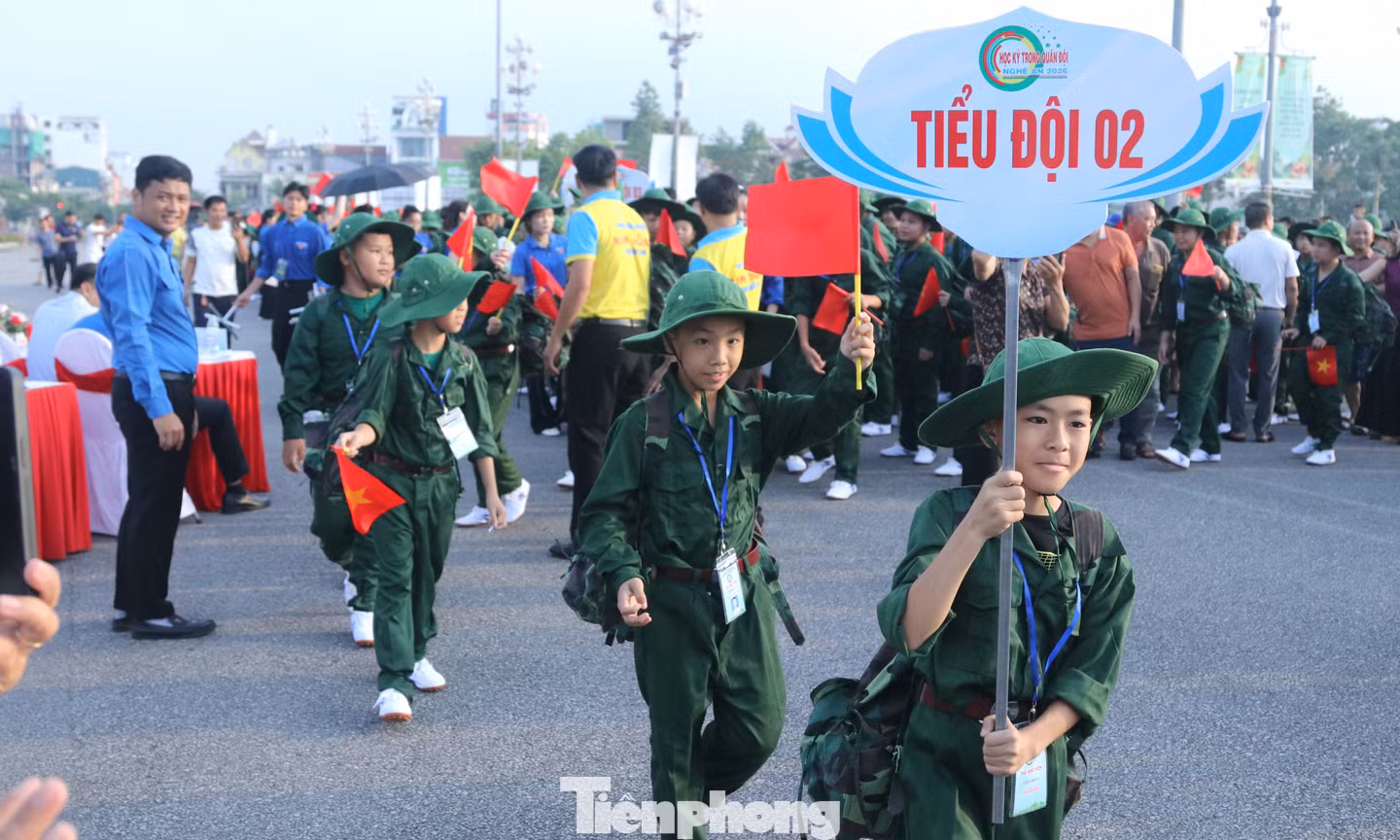 Hơn 300 chiến sĩ nhí rèn bản lĩnh tuổi trẻ từ thao trường quân đội