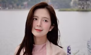 Thu Quỳnh, Ngọc Huyền và dàn diễn viên phim giờ vàng du xuân 