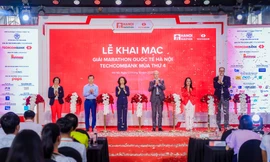 Khai mạc giải Marathon Quốc tế Hà Nội Techcombank mùa thứ 4