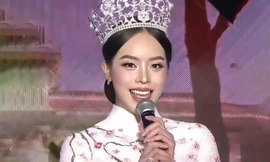 Thanh Thủy phát biểu bằng 3 thứ tiếng kết thúc nhiệm kỳ