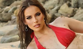 Hai Hoa hậu Trái Đất lần lượt từ bỏ vương miện 