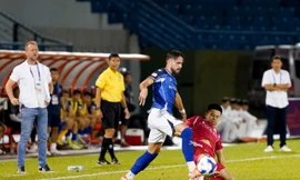 HLV Polking nghĩ gì về tổ trọng tài điều hành trận đấu sau khi nhận cảnh cáo