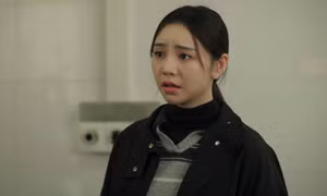 Sao nữ phim VTV gây tranh cãi vì lỗi trang điểm: Đẹp nhưng cũng cần phù hợp