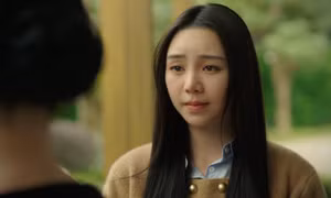 Phim giờ vàng làm sơ sài đến khó tin: Chi tiết nào cũng khiến khán giả thở dài