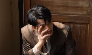 Liên Bỉnh Phát đẹp trai, diễn giỏi nhưng lại bị gắn mác "thuốc độc phòng vé"?