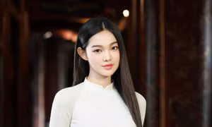 Đóng vai ma nữ, Top 10 Hoa hậu Việt Nam Bé Quyên vẫn được khen xinh như búp bê