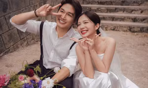 Đình Tú - Ngọc Huyền khoe ảnh cưới: Chẳng cần bối cảnh cầu kỳ vẫn đẹp như thơ