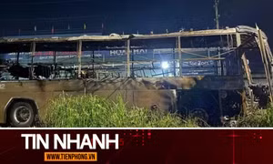 TIN NHANH: Nguyên nhân ban đầu vụ tai nạn trên Quốc lộ 1A khiến 7 người tử vong