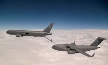 Dàn 'ngựa thồ' C-17 ồ ạt vượt Đại Tây Dương, Mỹ tăng tốc tiếp viện Trung Đông