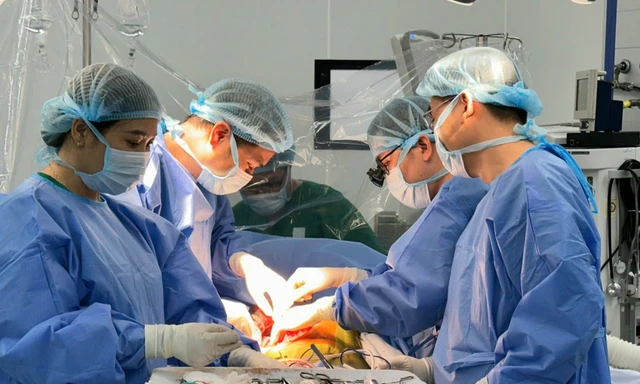 Phẫu thuật cứu sống bệnh nhân có khối u gan ở vị trí 'tử thần'