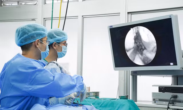 Đau đầu, mờ mắt suốt 10 năm vì ‘sát thủ’ ẩn mình trong não