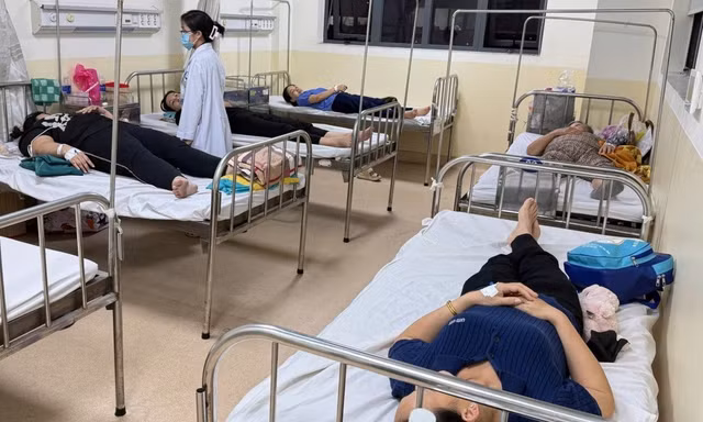 Một ngày, 2 vụ ngộ độc thực phẩm tập thể xảy ra tại TPHCM