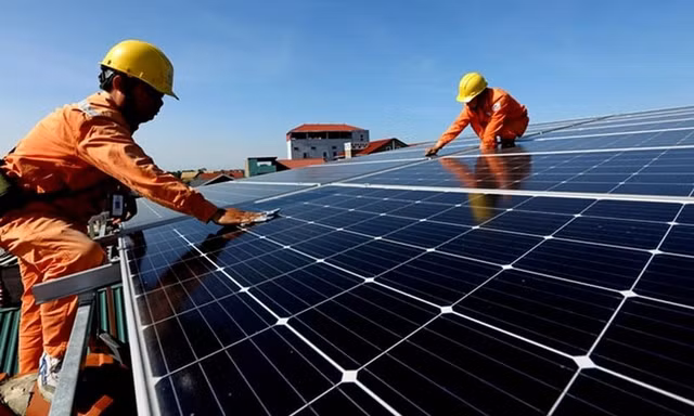 Thông tin mới về điện mặt trời mái nhà 