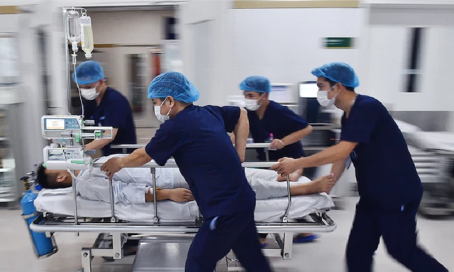  Cảnh báo hội chứng hủy cơ vân do tập luyện quá sức