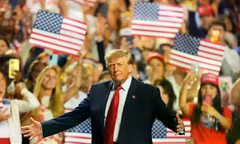 Tổng thống Trump gặp khó với lời hứa tặng 5.000 USD cho người Mỹ