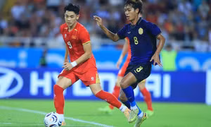 ĐT Việt Nam thắng Campuchia 3-1 và giành ngôi nhất bảng A