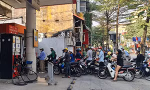 Giá xăng tăng: Chi phí đi lại mỗi tháng tăng bao nhiêu cho xe máy và ô tô?
