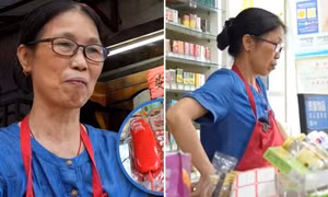 Bác bán hàng không bao giờ tắt đèn suốt 13 năm, lý do khiến ai cũng xúc động