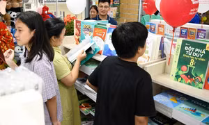 Nhiều nhóm ebook đóng cửa, ai sẽ “thiệt thòi” nhất và nên làm gì để khắc phục?