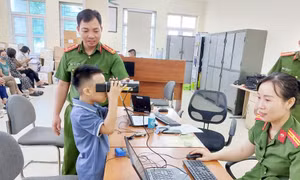 Những người sinh vào những năm nào phải cấp đổi thẻ căn cước trong năm 2026?