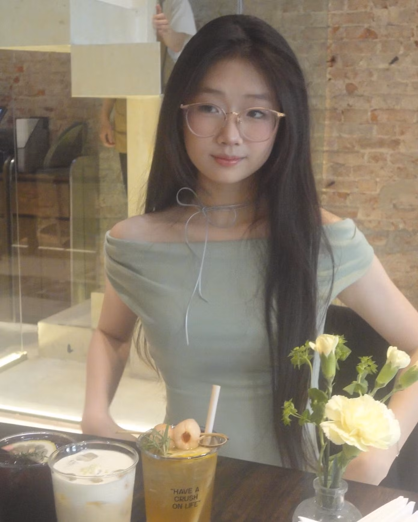 nguyen-chau-3.jpg