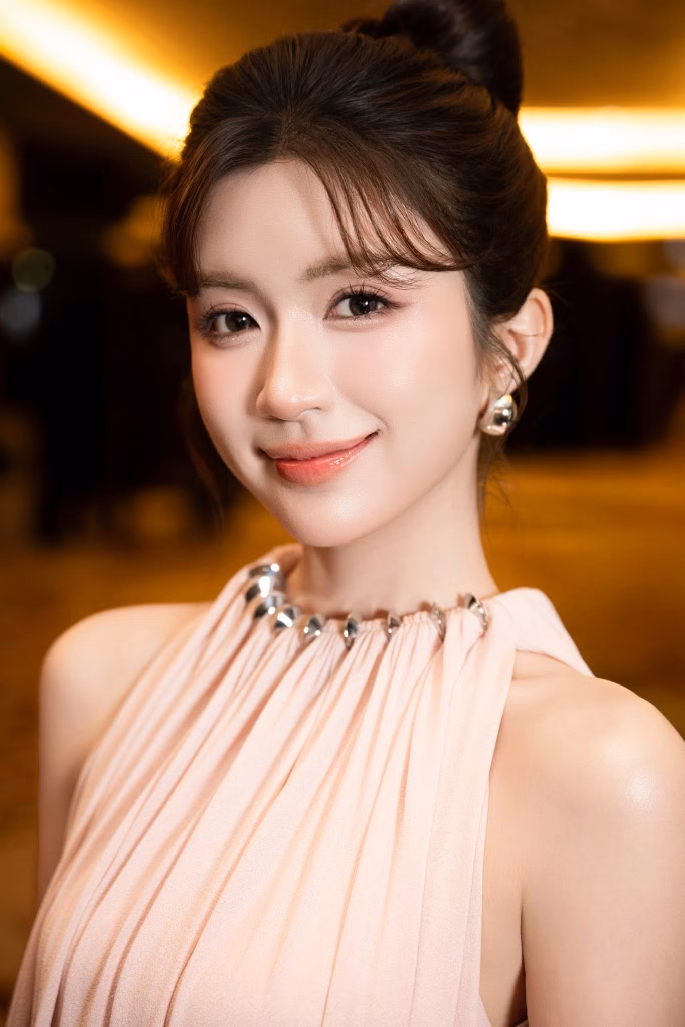 ngoc-huyen-3.jpg