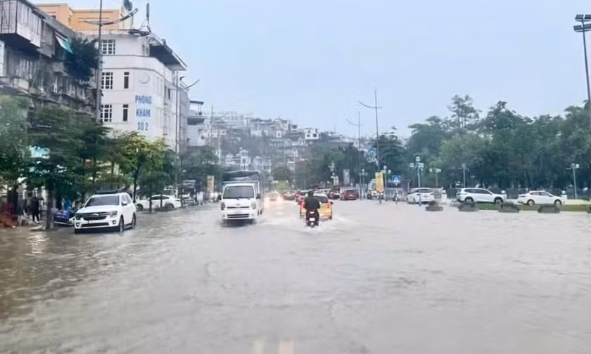 Miền Bắc đón đợt mưa rất lớn, có nơi vượt 300mm