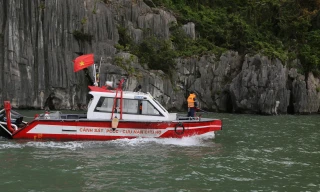 Tìm thấy 1 thi thể nam giới trôi trên vịnh Hạ Long, có thể là nạn nhân cuối cùng vụ lật tàu