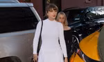 Taylor Swift và nữ chính Bridgerton 2 không hẹn mà cùng diện "cả cây trắng"