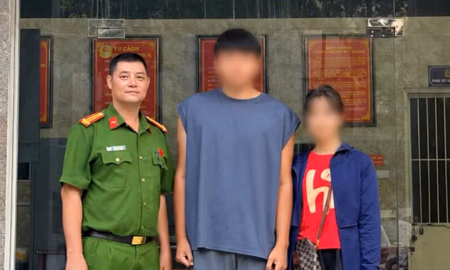 Nam sinh ở Hà Nội bị chiếm tài khoản Zalo, kẻ xấu đe dọa gia đình chuyển tiền