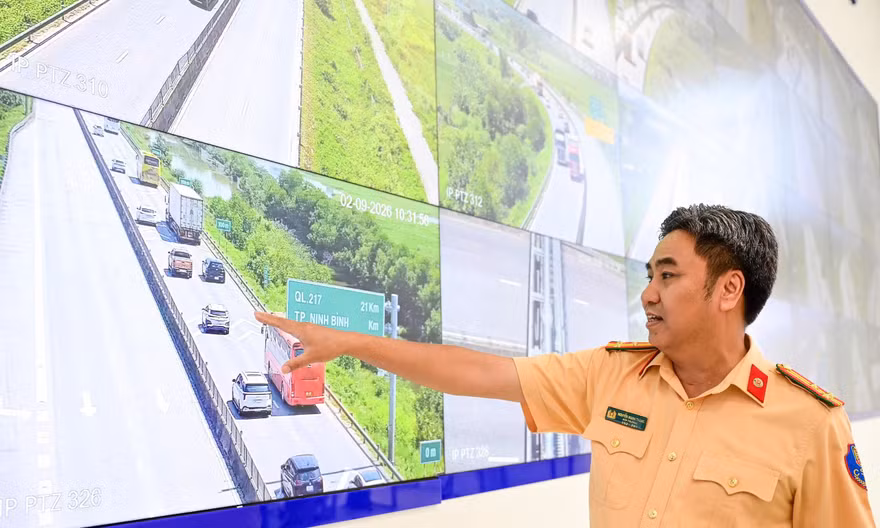 Đại diện Cục CSGT: 'Không phải cứ chạy sát nhau là bị phạt'