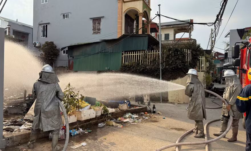 Nhiều người nhập viện nghi ngộ độc khí ở Hà Nội