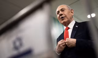 Thủ tướng Israel hứng đòn đau