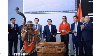 Thủ tướng Phạm Minh Chính thăm thị trường chứng khoán lớn nhất châu Phi