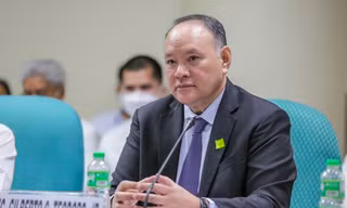 Trung Quốc và Philippines khẩu chiến về lao động bất hợp pháp
