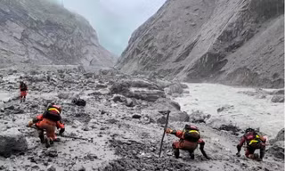 Nepal chật vật cứu hàng trăm người kẹt trong hầm, Trung Quốc khẩn cấp điều chuyên gia hỗ trợ