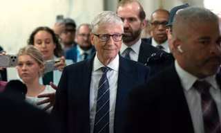 Tỷ phú Bill Gates nói bị Jeffrey Epstein gây sức ép bằng chuyện ngoại tình