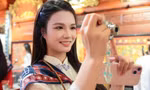 Các cô gái Hoa hậu Việt Nam bất ngờ với gu làm đẹp của người xưa