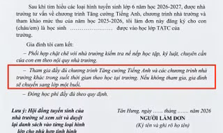 Trường THCS Nguyễn Thị Thập yêu cầu phụ huynh phải cam kết tham gia đầy đủ chương trình nhà trường. Nếu không tham gia, học sinh sẽ được chuyển sang lớp một buổi.
