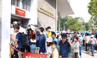 Từ lúc thu phí máy ảnh, doanh thu Dinh Độc Lập ra sao?